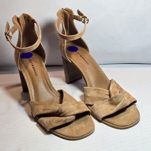 Lucky Brand Tan Suede Stack Heel Sandals Ankle Strap Bohemian Boho, Sz 8.5
